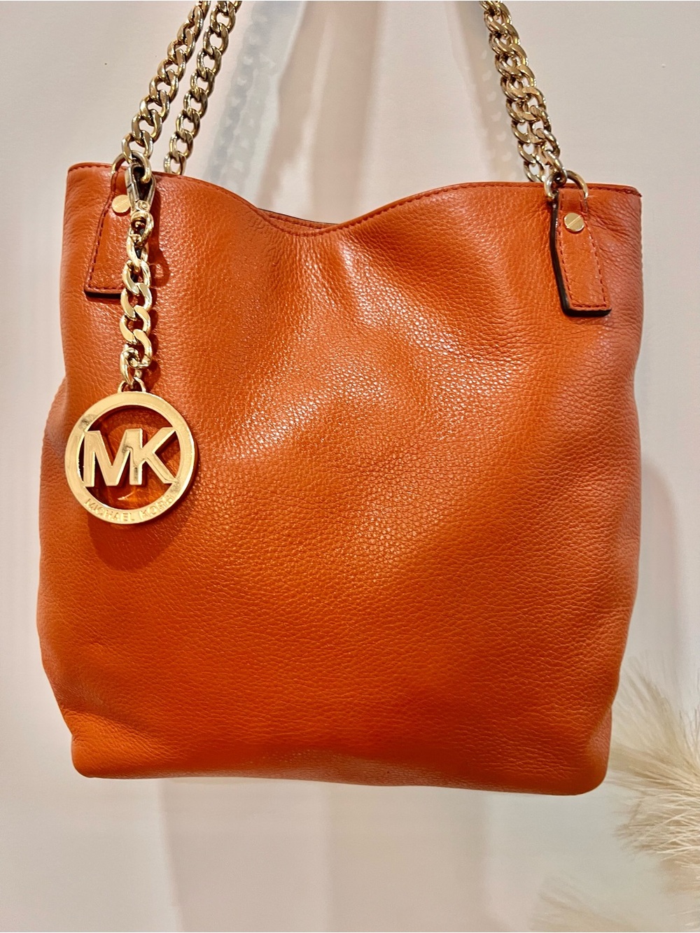 MICHAEL Michael Kors orange  Leather Shoulder Tote - Picture 3 of 13